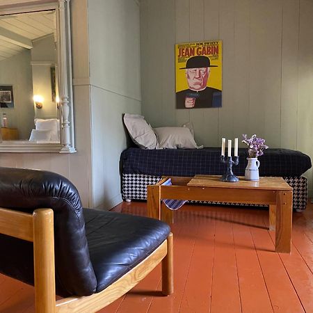 MAISON MATEJEWSKI chambre d'hôtes avec jardin Blaye Extérieur photo