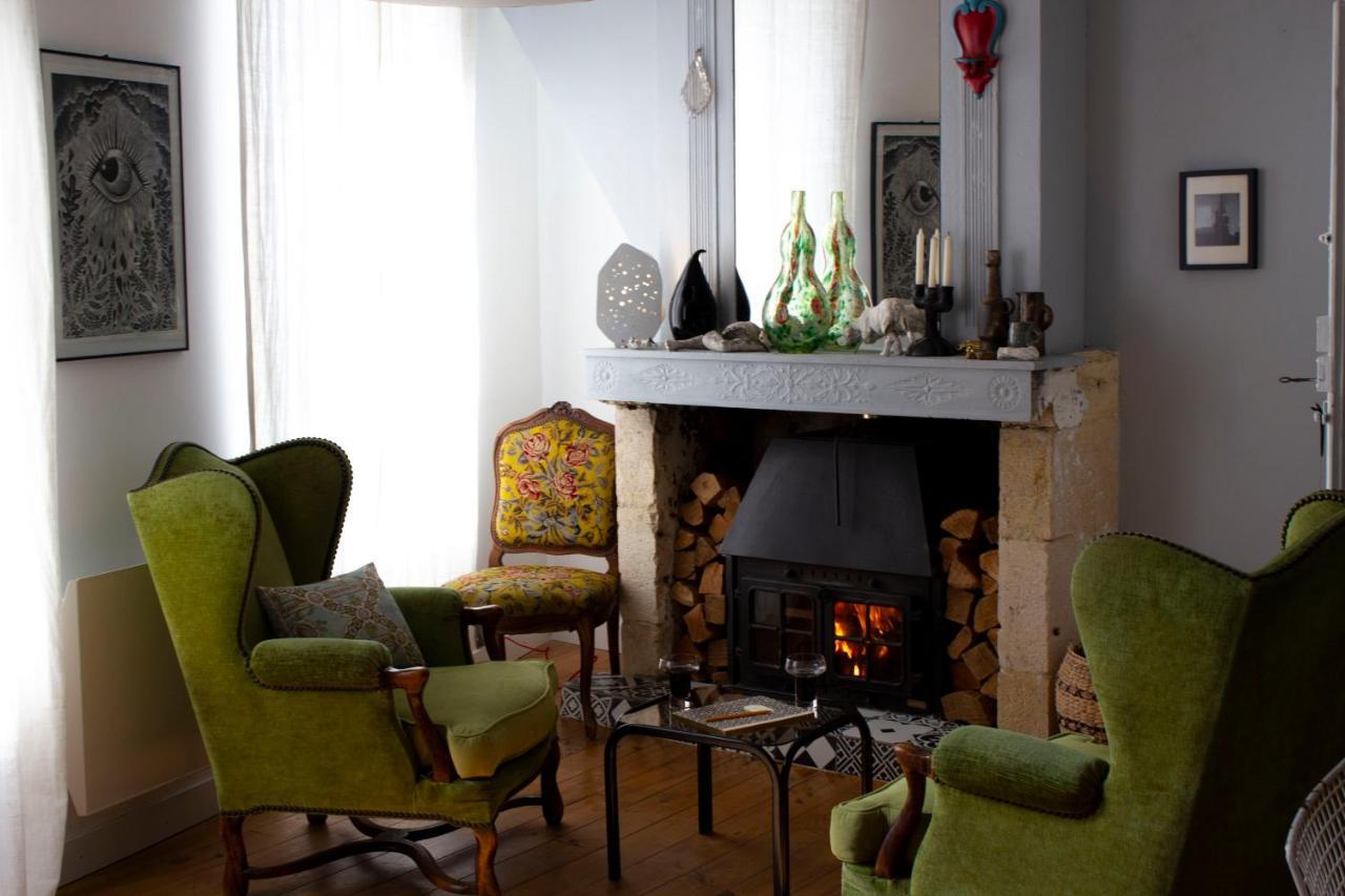 MAISON MATEJEWSKI chambre d'hôtes avec jardin Blaye Extérieur photo