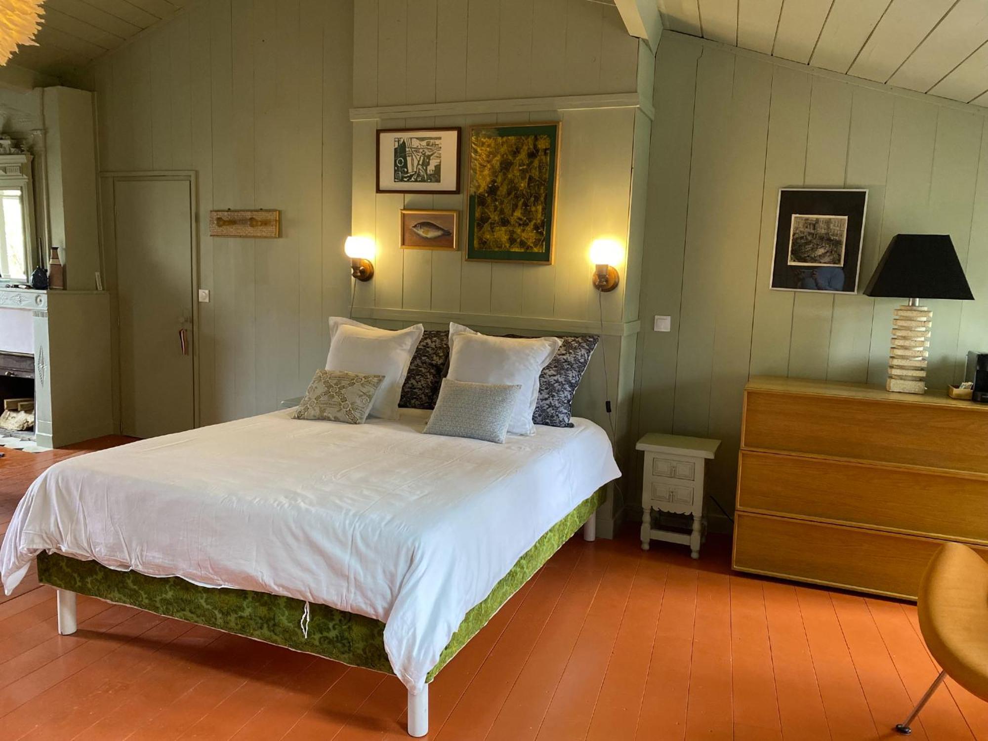 MAISON MATEJEWSKI chambre d'hôtes avec jardin Blaye Extérieur photo